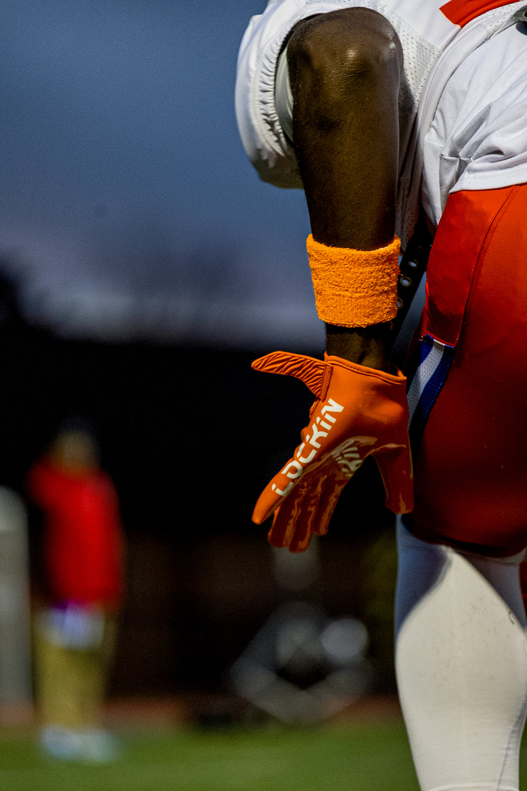 Lock1n L1-GV1 Football Gloves