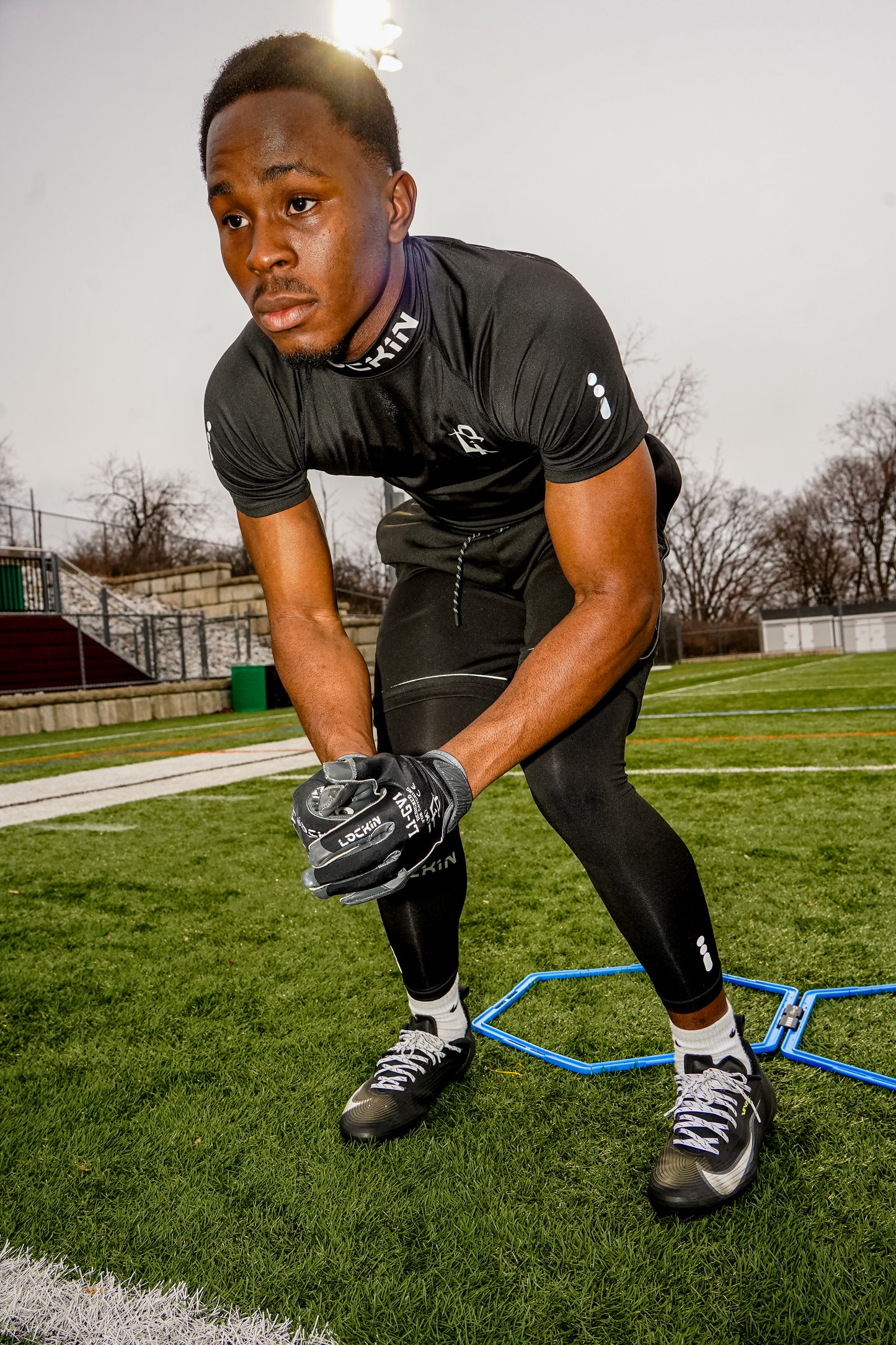 Lock1n L1-GV1 Football Gloves