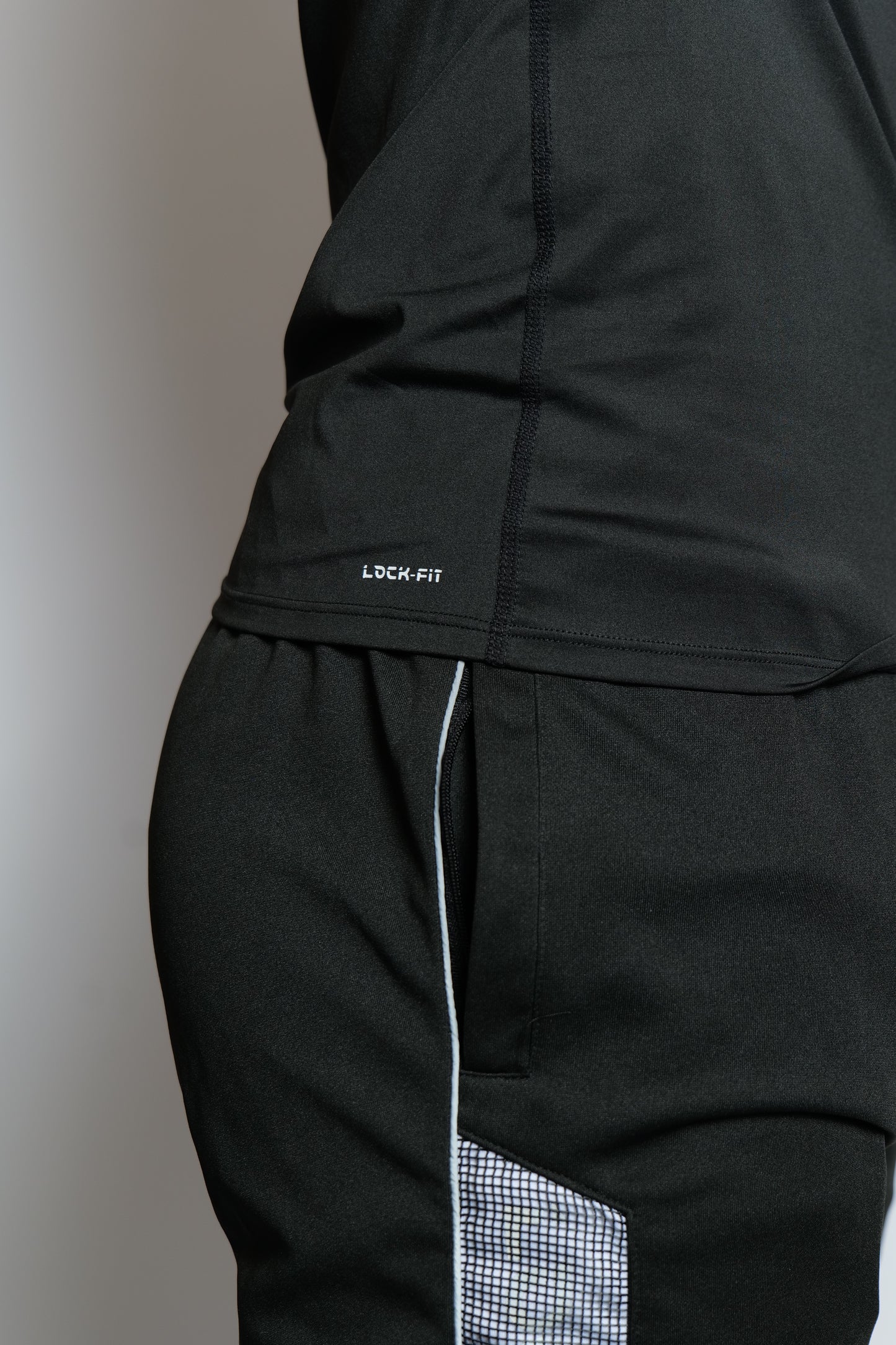 Youth Lock1n Collar Tech v2.1